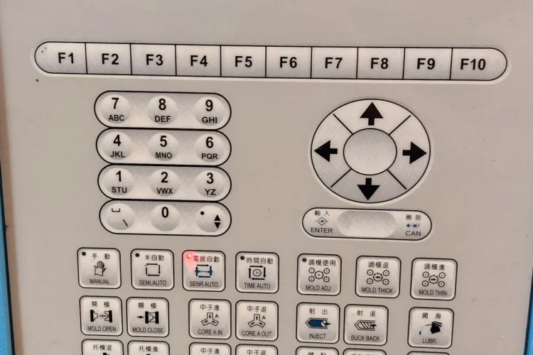 Injetora_UVA_178Ton-scaled-1