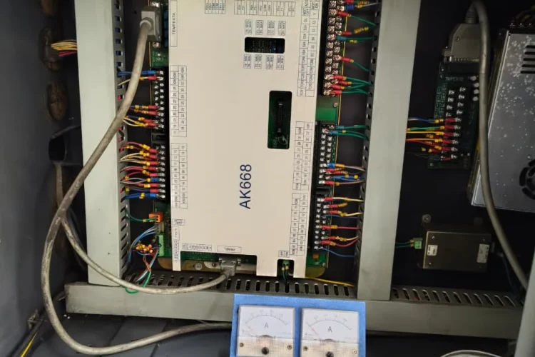 injetora_220_Rhino-10