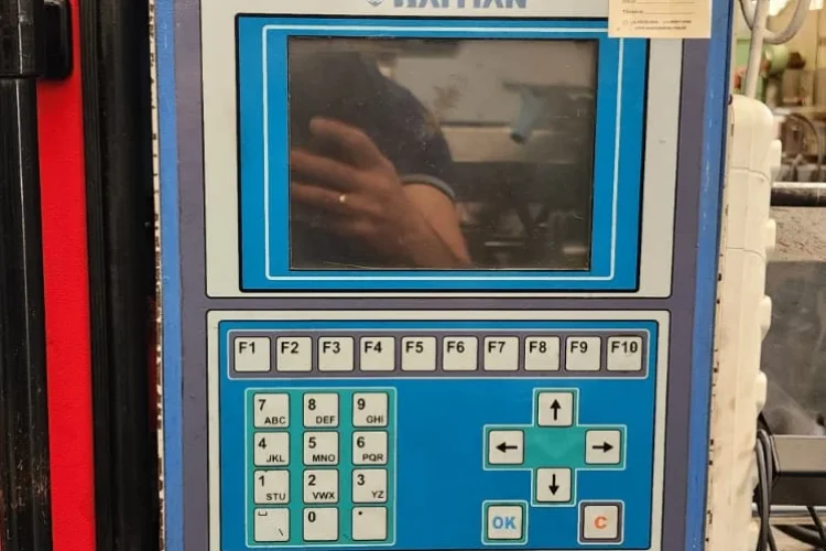 injetora_Hatian_120ton_3